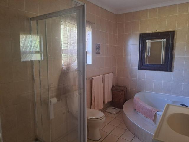 House for sale in Ugu District Municipality, Kwazulu-natal