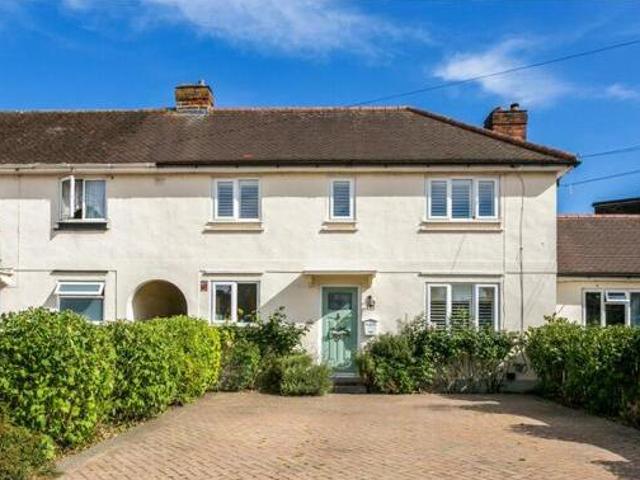 House for sale in Gerrards Cross, Tatling End