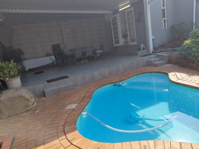 House for sale in Seaview, Kwazulu-natal