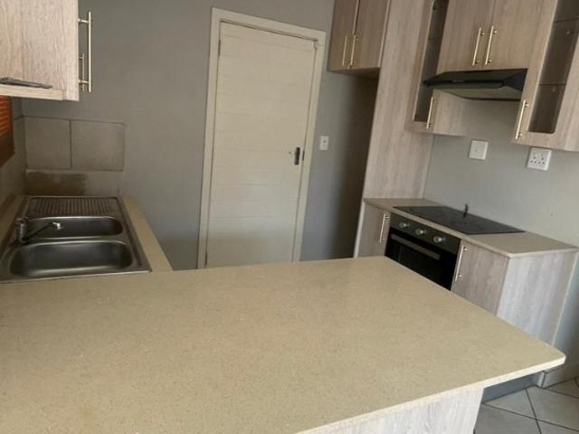 House for sale in Roodeplaat Dam, Gauteng