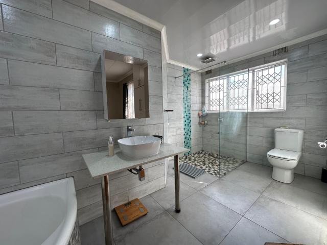 House for sale in Seaview, Kwazulu-natal