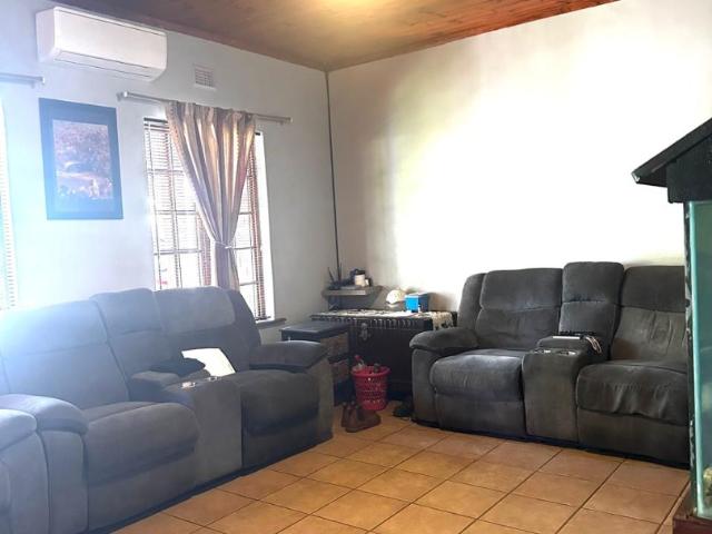 House for sale in UMhlathuze Municipality, Kwazulu-natal