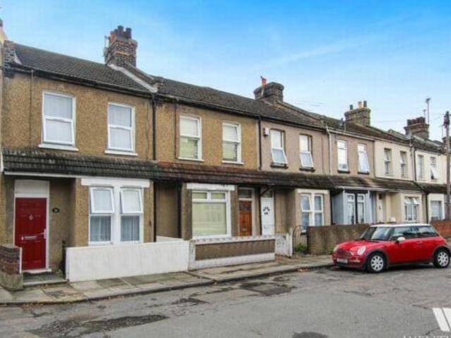 House for sale in South Stifford, Grays
