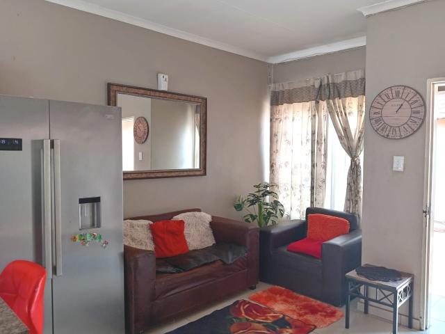 House for sale in Mohlakeng, Gauteng