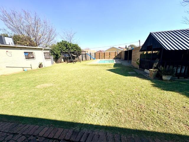 House for sale in Mohlakeng, Gauteng