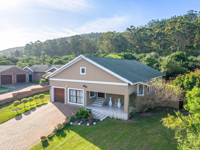 House for sale in Groot Brak Rivier, Western Cape