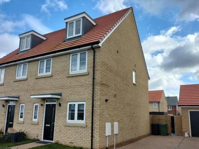 House for sale in Hampton Green, Cambridgeshire