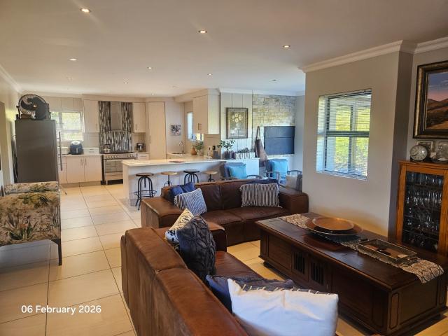 House for sale in Groot Brak Rivier, Western Cape