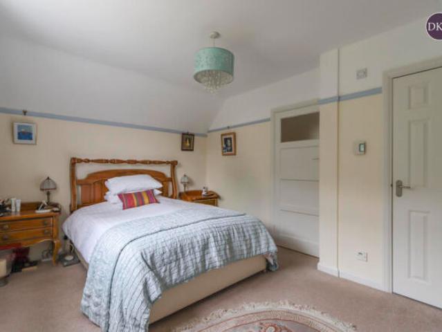 House for sale in Five Acres, Hertfordshire