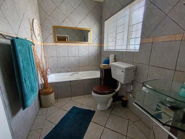 House for sale in Ekurhuleni, Gauteng