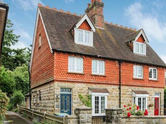 House for rent in West Sussex