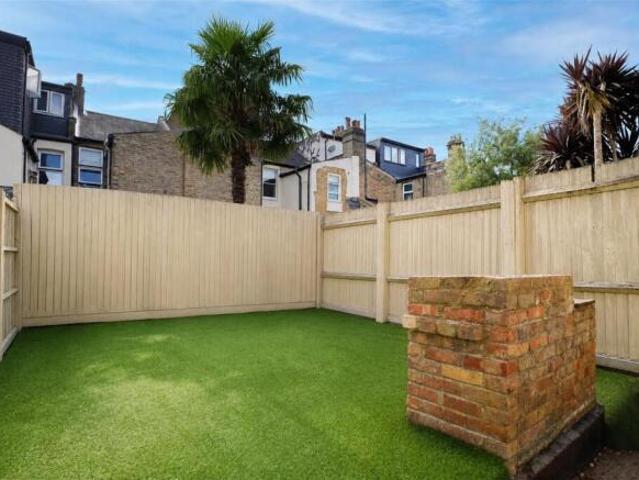 House for sale in Sydenham, Greater London
