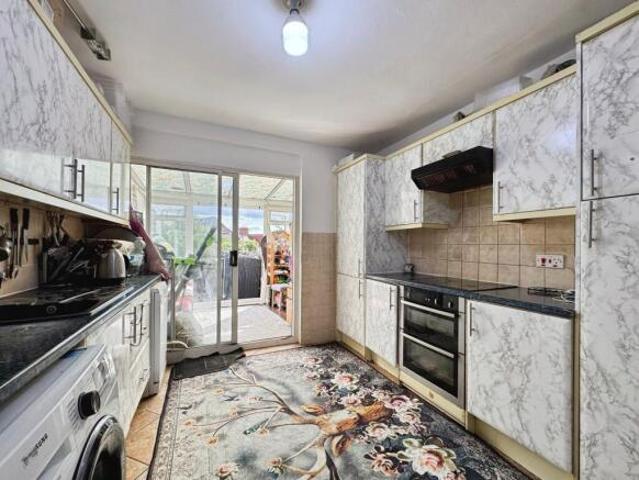 House for sale in Cat Hill
