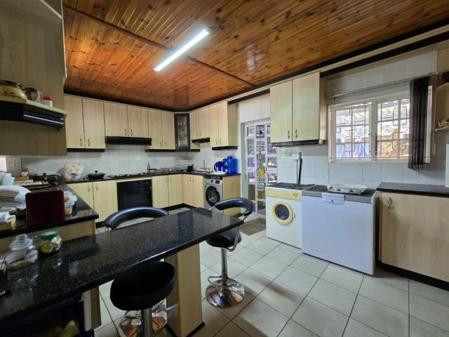 House for sale in Queensburgh, Kwazulu-natal