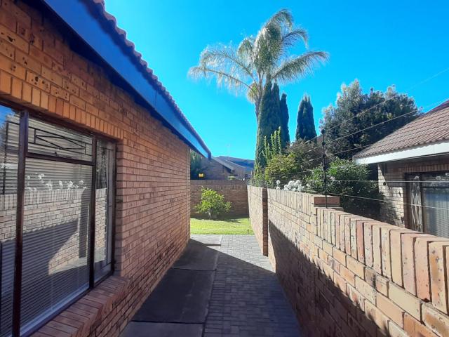House for sale in Frances Baard, Northern Cape