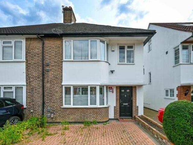 House for sale in Isleworth, Greater London