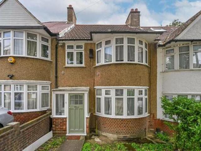 House for sale in Isleworth, Greater London