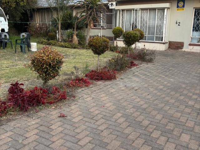 House for sale in Birchleigh North, Ekurhuleni