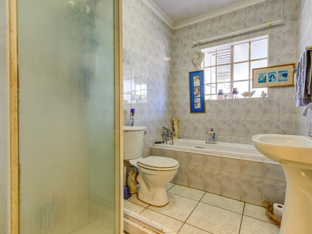 House for sale in Kempton Park
