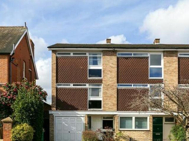 House for sale in Brentford End, Greater London