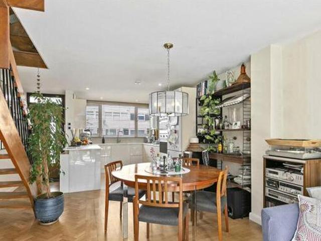 House for sale in Brentford End, Greater London