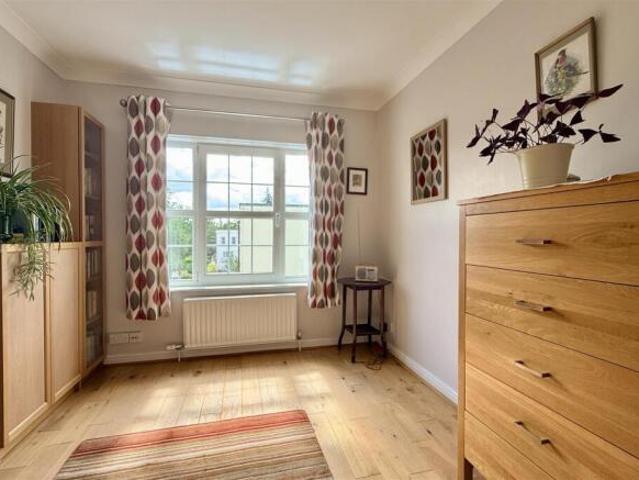 House for sale in Ewens Farm, Golden Valley
