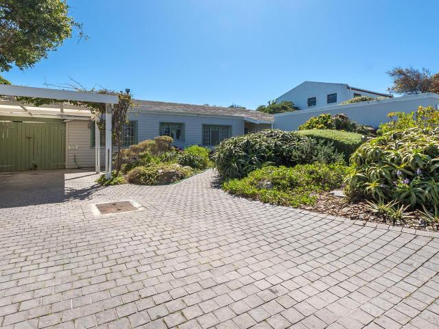 House for sale in Simons Town, Western Cape