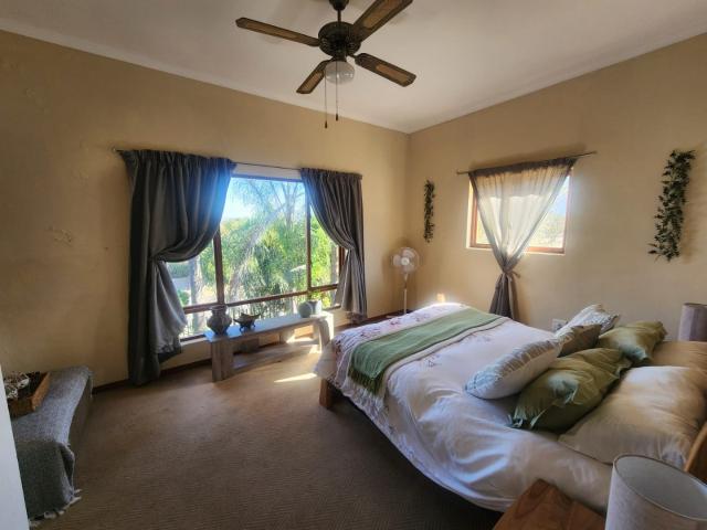 House for sale in Hartbeespoort Dam Nature Reserve, North West