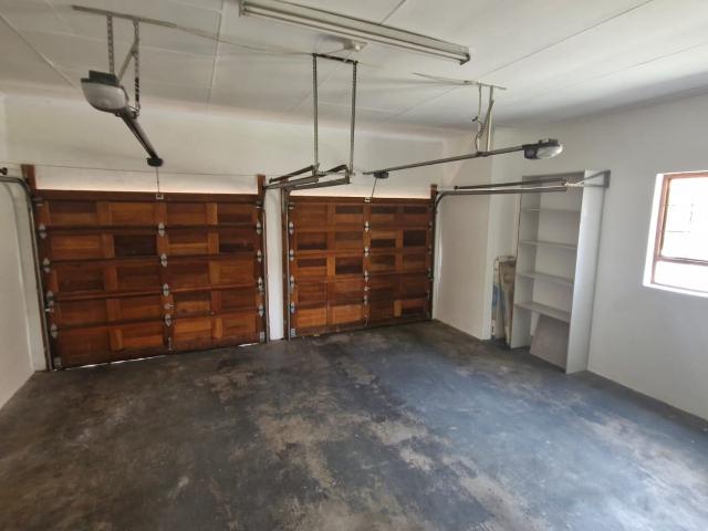 House for sale in Olievenhoutbos, Gauteng