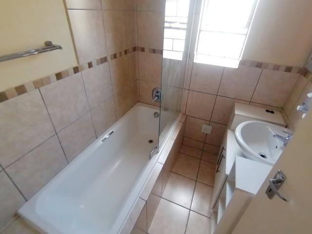 House for sale in Olievenhoutbos, Gauteng