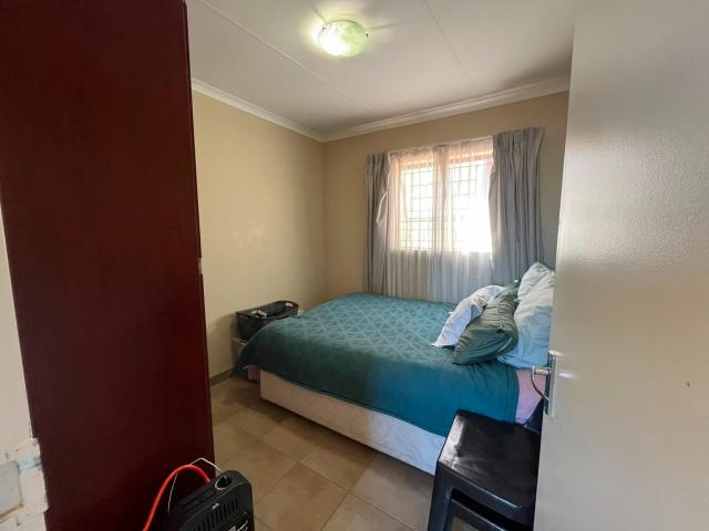 House for sale in Olievenhoutbos, Gauteng