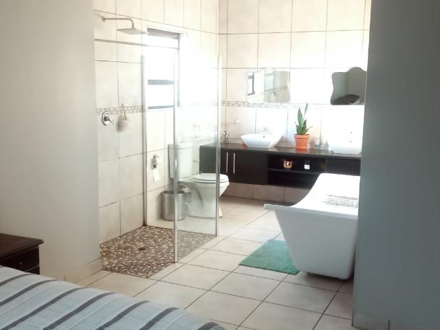 House for sale in Olievenhoutbos, Gauteng