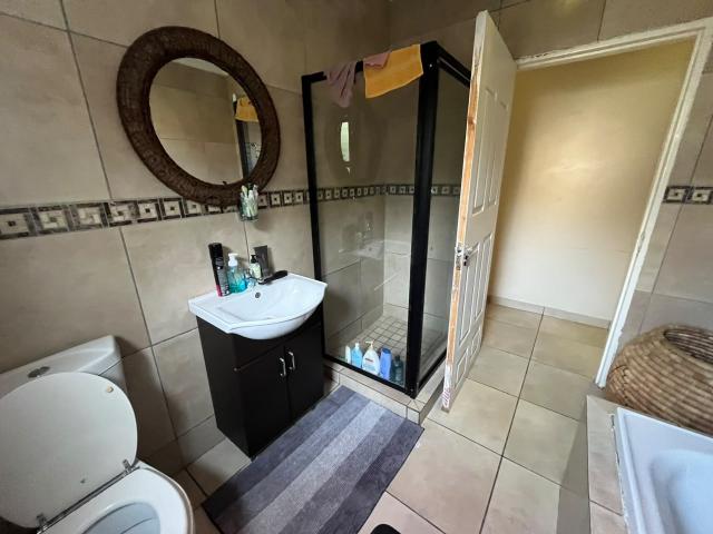 House for sale in Olievenhoutbos, Gauteng