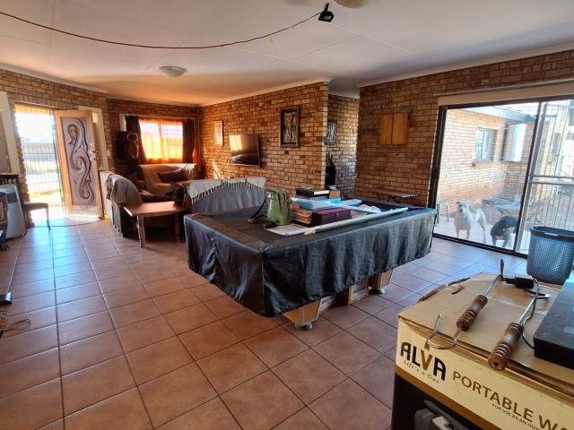 House for sale in Kgalagadi, Northern Cape