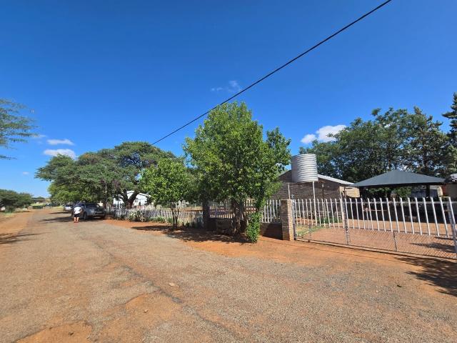House for sale in Kgalagadi, Northern Cape