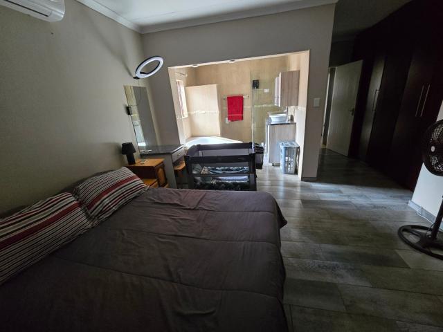 House for sale in Kgalagadi, Northern Cape