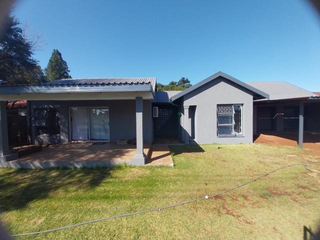 House for sale in Kgalagadi, Northern Cape