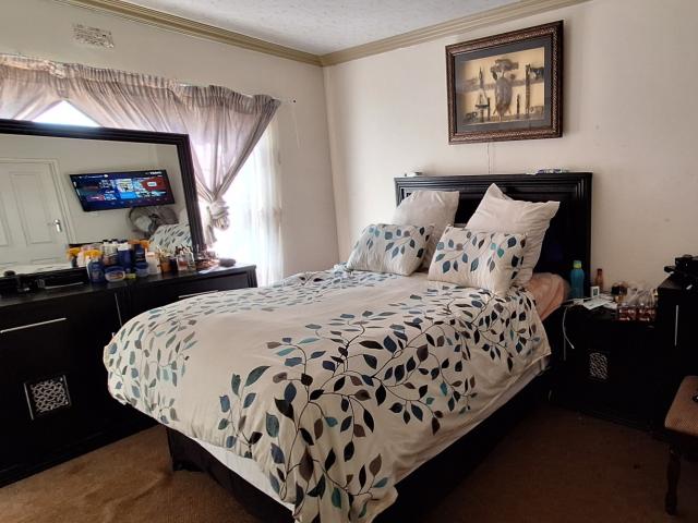 House for sale in Kgalagadi, Northern Cape