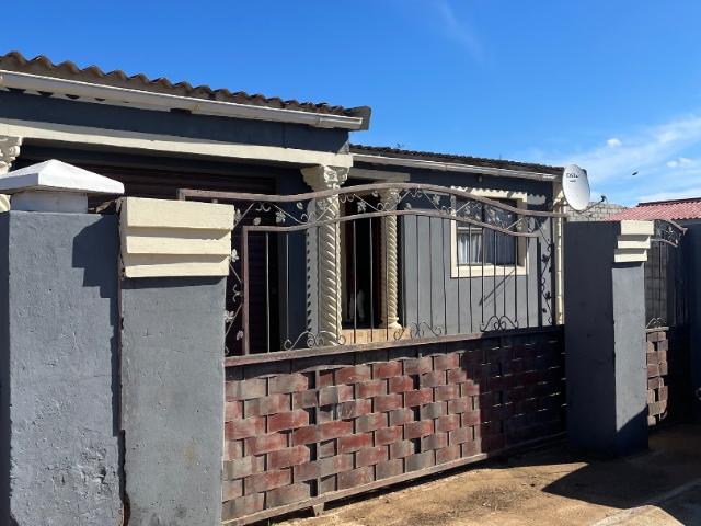 House for sale in Port Elizabeth, Eastern Cape