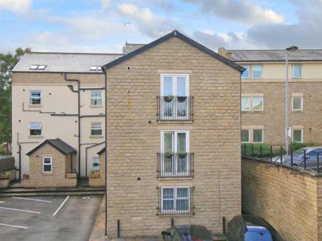 House for sale in Horsforth, West Yorkshire