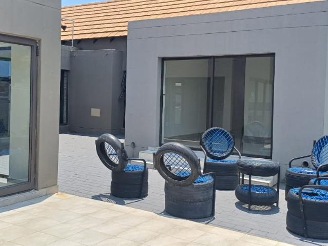 House for sale in Hartbeespoort Dam Nature Reserve, North West