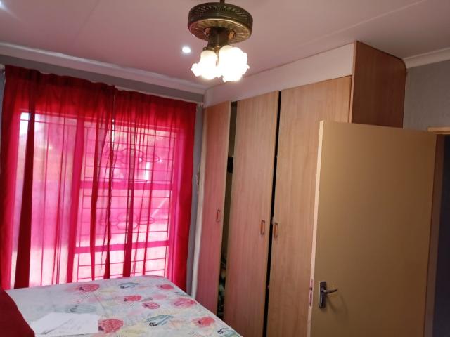 House for sale in Hartbeespoort Dam Nature Reserve, North West