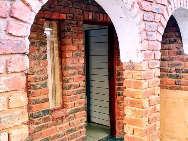 House for sale in Hartbeespoort Dam Nature Reserve, North West