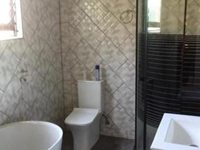 House for sale in Hartbeespoort Dam Nature Reserve, North West