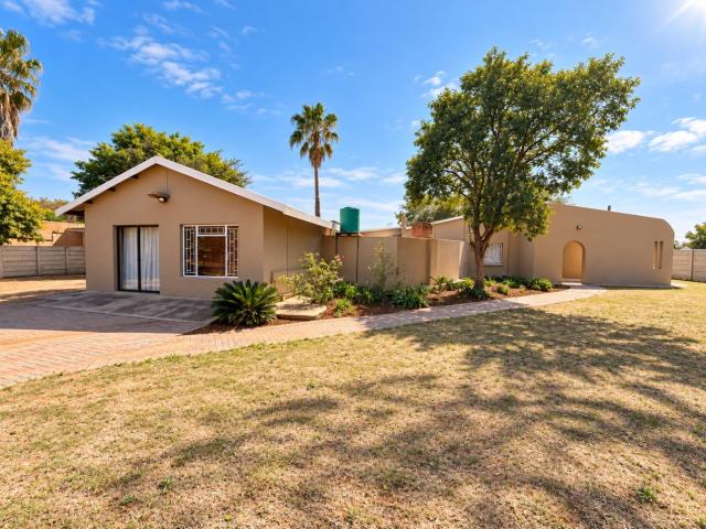 House for sale in Ditsobotla, North West