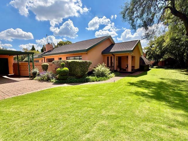 House for sale in Ditsobotla, North West