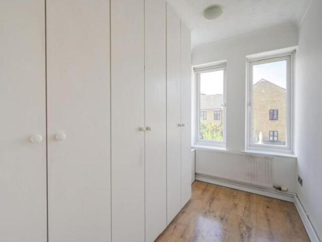 House for sale in St. George in the East, Wapping
