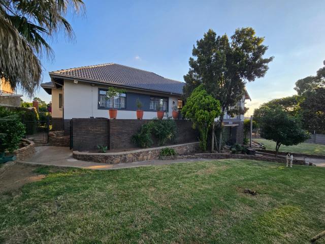 House for sale in Vosloorus, Gauteng