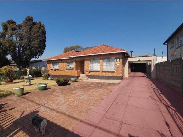House for sale in Vosloorus, Gauteng