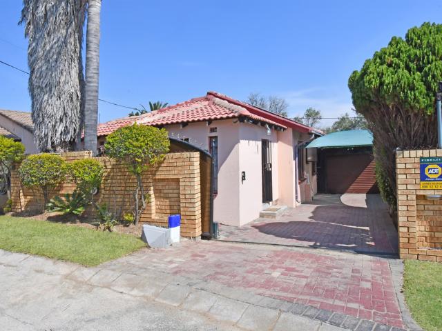 House for sale in Vosloorus, Gauteng